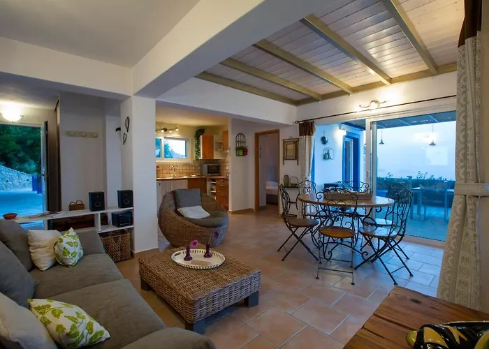 Careva - Beautiful Cozy And Luxury * סיבוטה